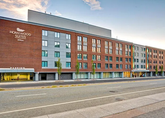 Homewood Suites By Hilton Boston Brookline-Longwood Medical